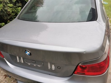 Klapa tył e60 silbergrau BMW