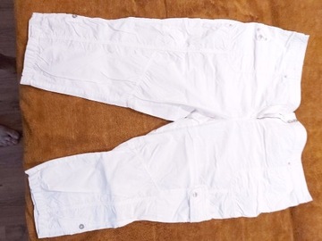 Spodnie 3/4 białe rozm.50/52 C&A