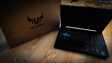 Laptop ASUS TUF Gaming F15 144Hz