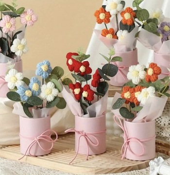 Zestaw 4 bukietów kwiatków Dzień Matki