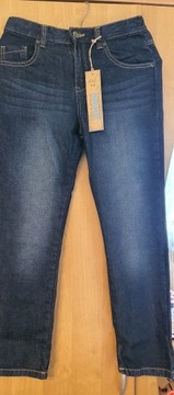 NOWE  Spodnie jeansowe roz 146