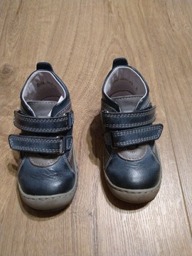 Trzewiki, buty wczesno dziecięce, rozmiar 22