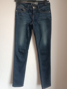 Jeansy skinny Levi's 25.