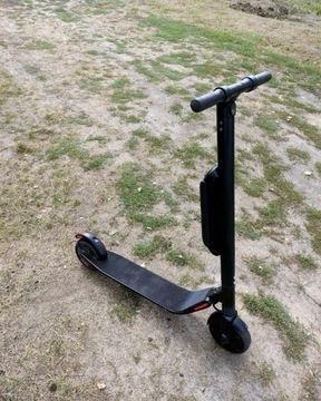 Hulajnoga elektryczna Ninebot ES Segway