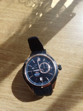 Zegarek Orient - męski FET0V002B0 (pęknięty pasek)