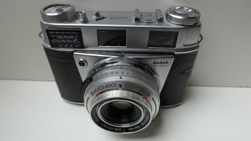 Kodak Retina IIS z obiektywem Xenar, w futerale.