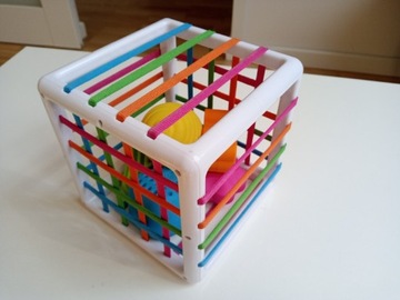 Pierwszy sorter Fat Brain Toys