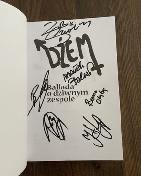 Dżem: Ballada o dziwnym zespole - autografy!