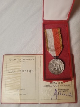 Medal 40-lecia Polski Ludowej z nadaniem 1984r.