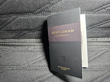 Givenchy Gentleman Boisee EDP 1 ml