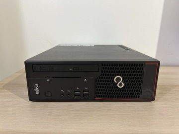 Fujitsu Esprimo C720 i3 / 8GB / SSD 250GB