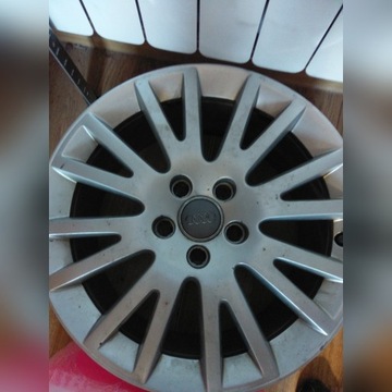 Alu felga orginal  audi 5x112 17 cali