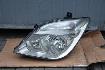 Mercedes Sprinter W906 Lampa Przód Lewa Europa