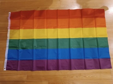 NOWA flaga LGBT 150 x 93 cm + 2 oczka