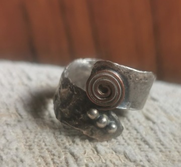 Metalowy pierścionek Prl, R 16