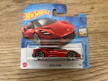 Hot Wheels nowy Lotus Emira