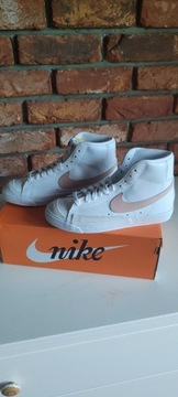 Nike blazer mid 77