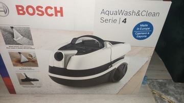 Odkurzacz piorący Bosch AquaWash &Clean Series 4