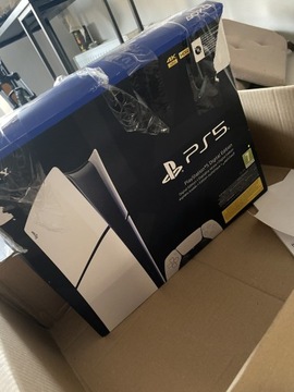 Playstation 5 Slim PS5 1TB + 2 pady