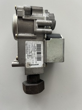 Elektrozawór gazowy HONEYWELL VK4100C 1026