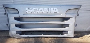 Atrapa górna , Grill Scania , 