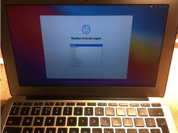 MacBook Air (11-calowy, początek 2015 r.) A1465