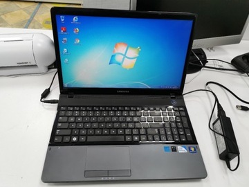 Laptop samsung NP300-e5a Intel 4gb win7