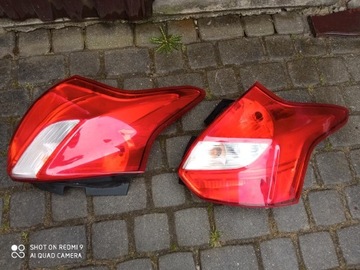 Lampy tylne reflektory Ford Focus mk3 