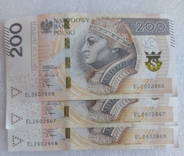 3 banknoty 200 zł- kolejne numery seryjne