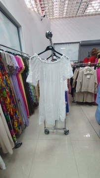 Letnia Elegancja: Sukienka 2-Warstwowa z Bawełny