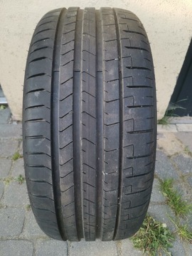 Pirelli P zero TM to elect 235/35r20