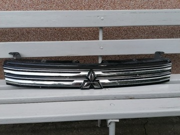 Mitsubishi Outlander atrapa grill 7450A643