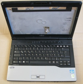 Fujitsu Lifebook S782 płyta obudowa klawiatura i5