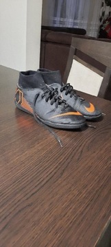 Halówki nike mercurial r42.5