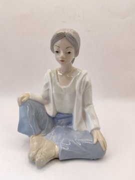 Figurka kolekcjonerska Tengra Hiszpania dziewczyna porcelana 