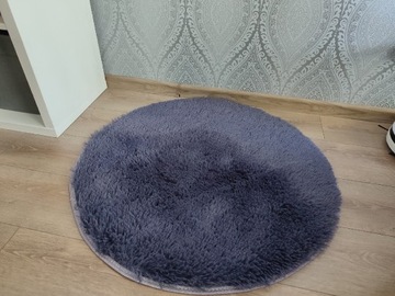 Nowy fioletowy dywan puszysty okrągły 80 cm 