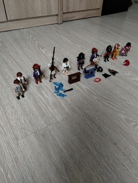 Playmobil zestaw 10 figurek 