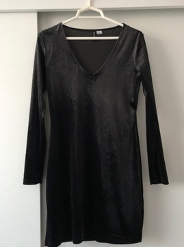 Sukienka welurowa czarna H&M Divided XL/42