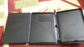 Etui futerał tablet ebook 10,1' cala 25,6cm skóra