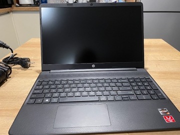 Laptop HP 15s-eq0035nw 8GB DDR4/256GB NVMe/WIN11