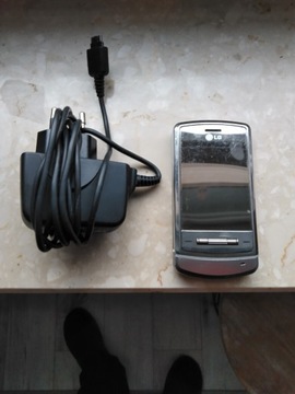 Telefon LG ke970