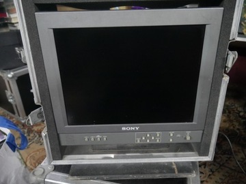 Sony LMD 1410 monitor BNC case