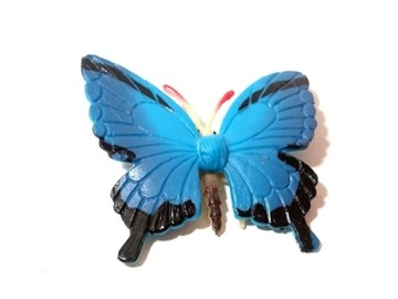 figurki dla dzieci owady robaki motyl niebieski
