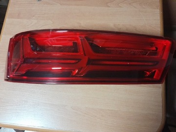 Lampa tyl Audi Q7 4M lewa