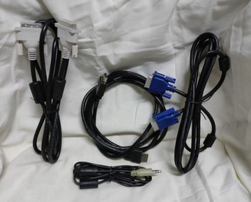 Zestaw kabli = HDMI, DVI, D-Sub, Audio 