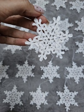 Zestaw 30 śnieżynek ozdób choinkowych handmade