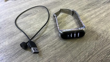 Xiaomi Miband 5 + pasek