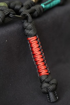 Breloczek paracord EDC do kluczy czarny + czerwony