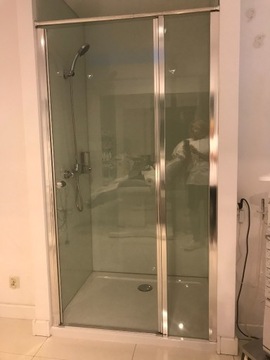 dzwi ze szkła hartowanego do kabiny prysznicowej