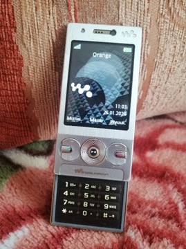 Sony Ericsson W705